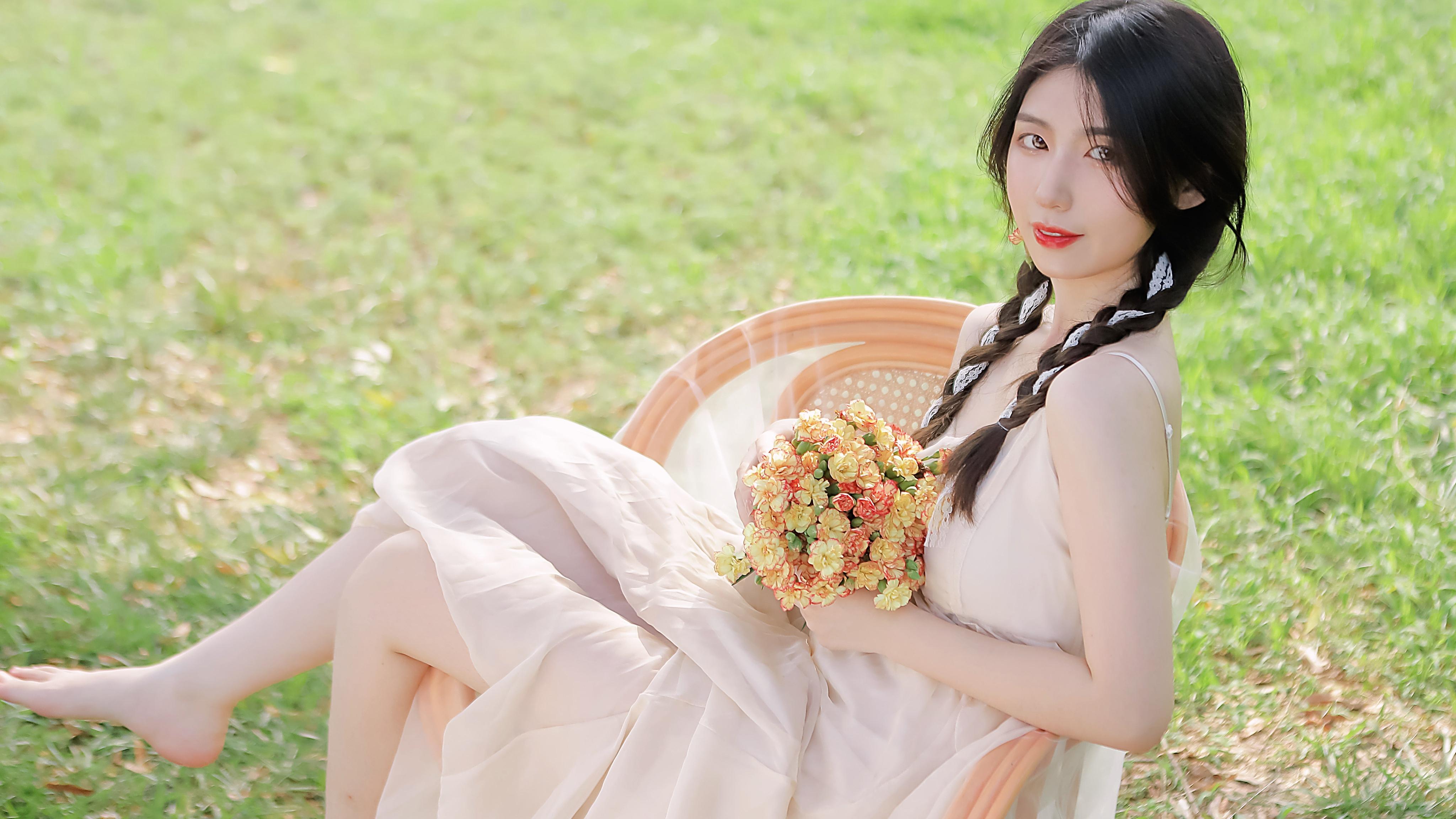 中国花样滑冰俱乐部联赛第二站比赛在哈尔滨开赛 赵宏博到场观赛